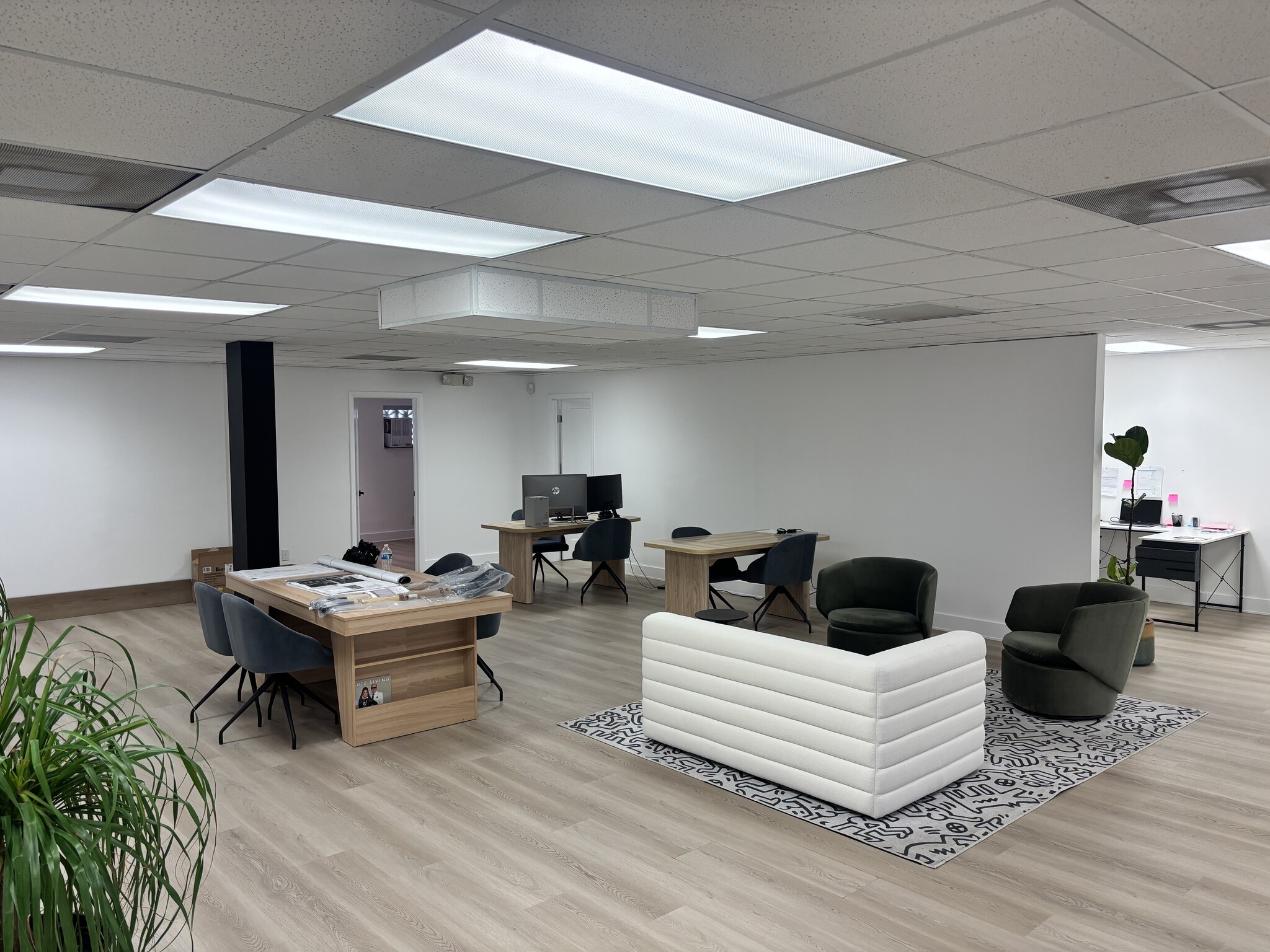 901 NE 79th St, Miami, FL à louer Photo intérieure– Image 1 sur 8