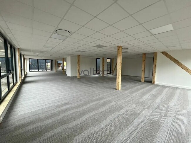 Plus de détails pour Bureau à vendre