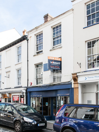 Plus de détails pour 14 High St, Barnstaple - Local commercial à louer