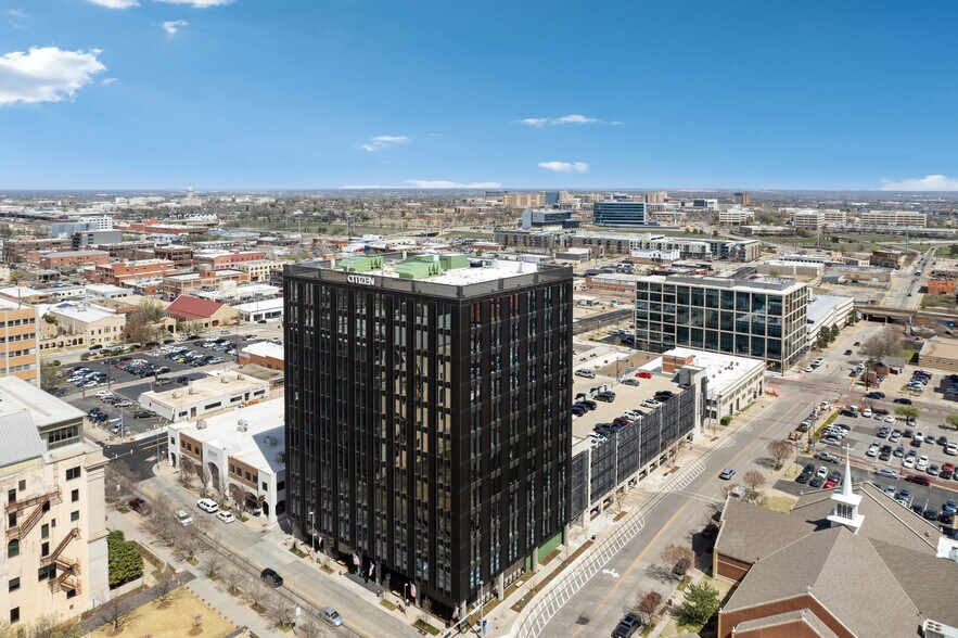 600 N Robinson Ave, Oklahoma City, OK à louer - Photo de l’immeuble – Image 2 sur 5