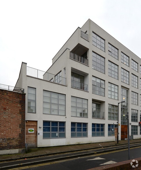 1 Bethwin Rd, Londres à vendre - Photo principale – Image 1 sur 3