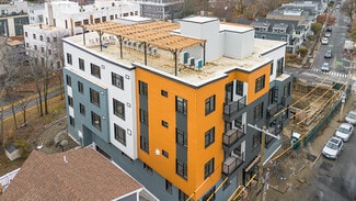 Plus de détails pour 13 Warwick St, Somerville, MA - Logement à vendre