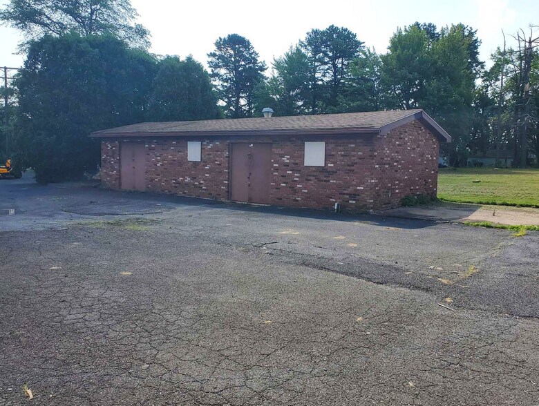 6615 Sullivan Trl, Wind Gap, PA à vendre - Photo de l’immeuble – Image 2 sur 2