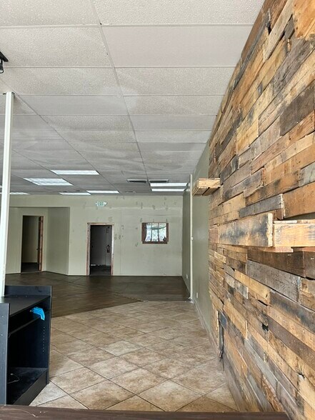 929 W Sunset Blvd, St George, UT à louer - Photo de l’immeuble – Image 2 sur 13