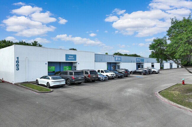 Plus de détails pour 1663 Hickory Dr, Haltom City, TX - Local d'activités, Industriel/Logistique à louer