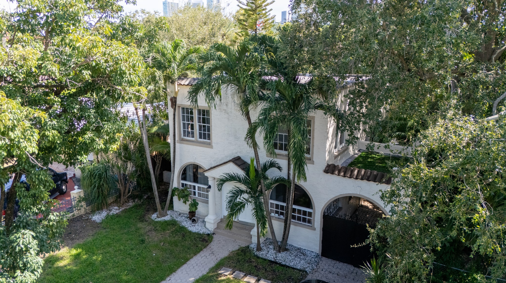 22 NE 44th St, Miami, FL à louer Photo intérieure– Image 1 sur 21