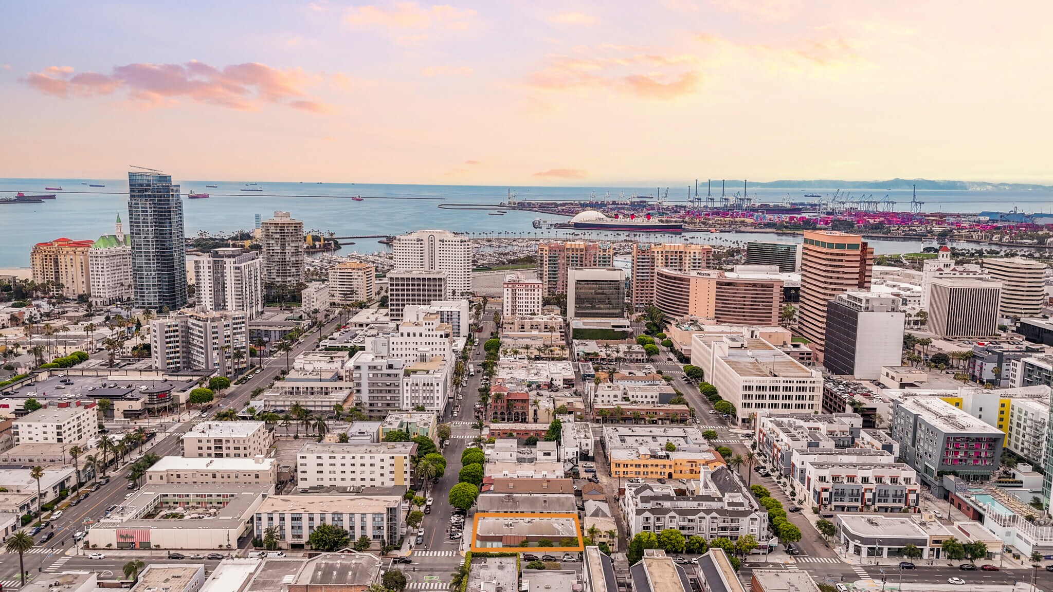 434 3rd St, Long Beach, CA à vendre Photo principale– Image 1 sur 9