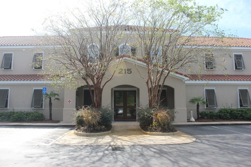 215 Grand Blvd, Destin, FL à louer - Photo de l’immeuble – Image 2 sur 26