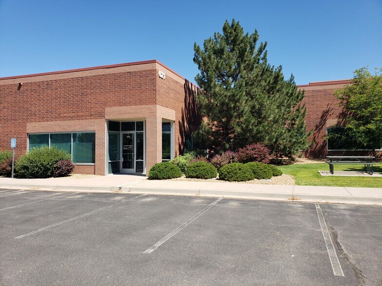 621 Southpark Dr, Littleton, CO à vendre - Photo de l’immeuble – Image 1 sur 19