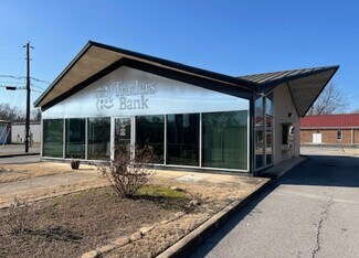 Plus de détails pour 412 W Lincoln St, Tullahoma, TN - Bureau à vendre
