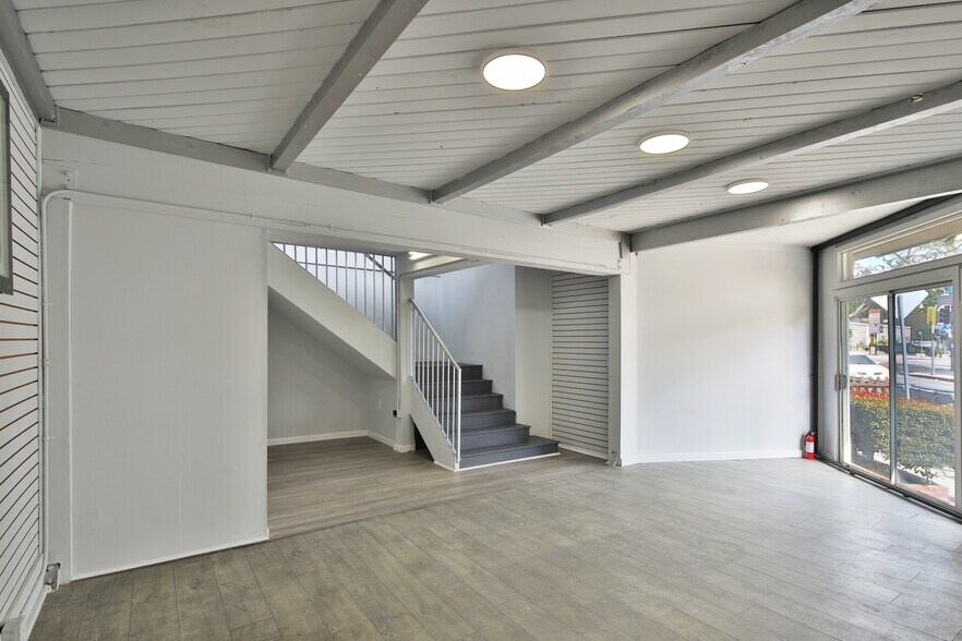 1449 N Gardner St, Los Angeles, CA à louer - Photo intérieure – Image 3 sur 8