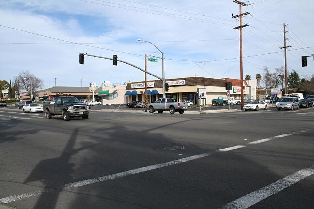 7310 Fair Oaks Blvd, Carmichael, CA à vendre - Photo de l’immeuble – Image 2 sur 5