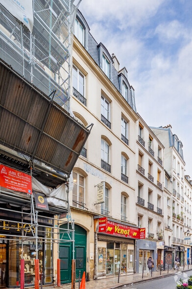 145 Rue Du Temple, Paris à louer - Photo de l’immeuble – Image 2 sur 2