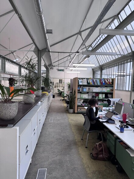 Bureau dans Paris à vendre - Photo de l’immeuble – Image 3 sur 8