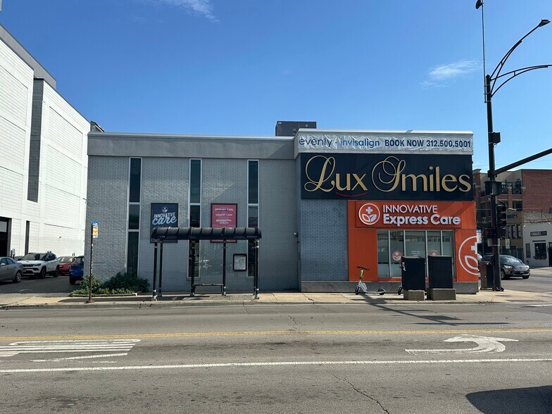 2400 N Ashland Ave, Chicago, IL à louer - Photo de l’immeuble – Image 2 sur 10