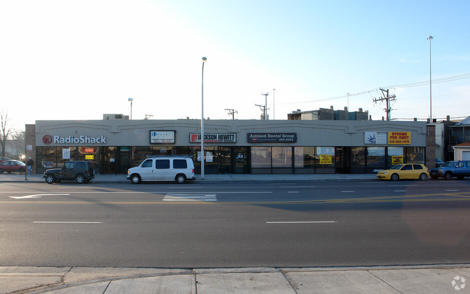 3140-3150 S Ashland Ave, Chicago, IL à louer - Photo de l’immeuble – Image 3 sur 7