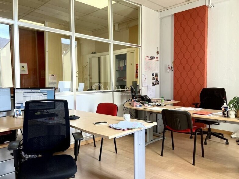 Bureau dans Bourges à louer - Photo intérieure – Image 2 sur 3