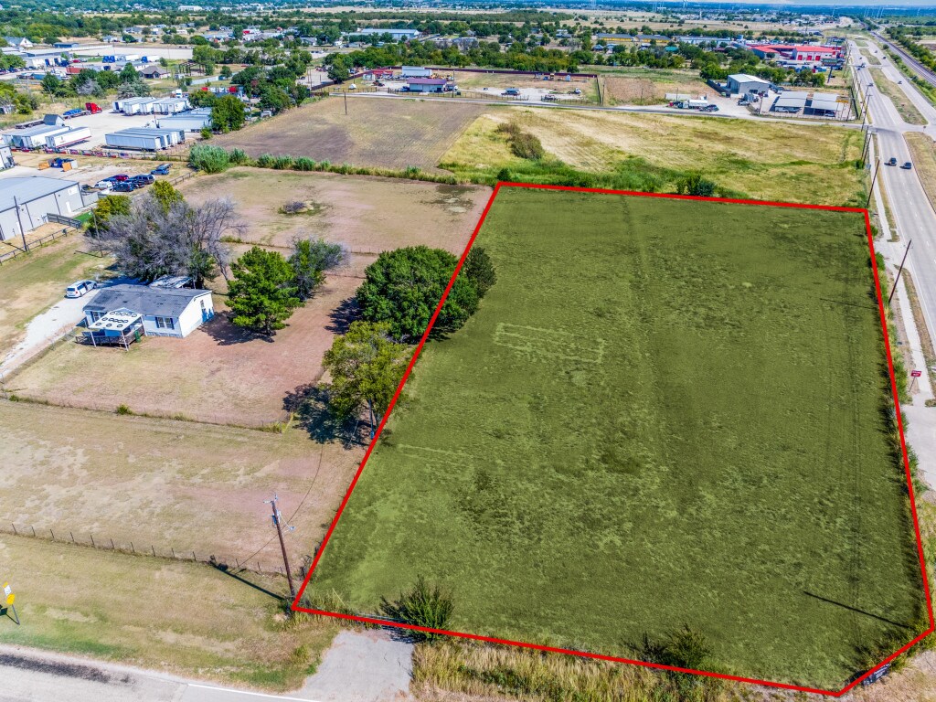 17503 Matany Rd, Justin, TX à vendre Photo de l’immeuble– Image 1 sur 6