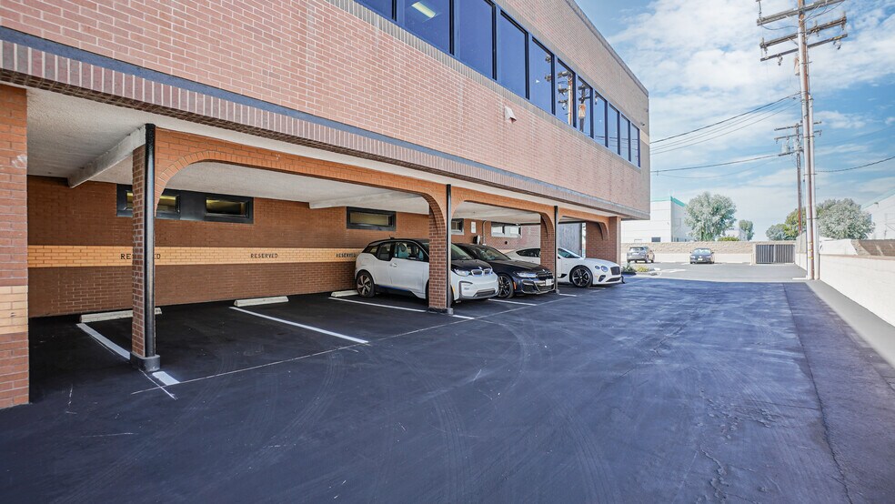 20355 Hawthorne Blvd, Torrance, CA à louer - Photo de l’immeuble – Image 2 sur 33