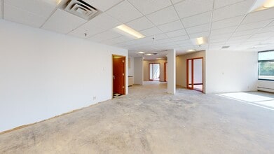 5270 W 84th St, Bloomington, MN à louer Photo intérieure– Image 1 sur 6
