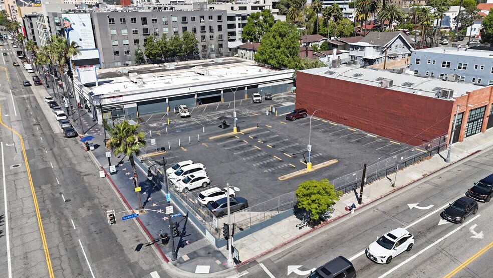 6125 Hollywood Blvd, Los Angeles, CA à louer - Photo de l’immeuble – Image 2 sur 4