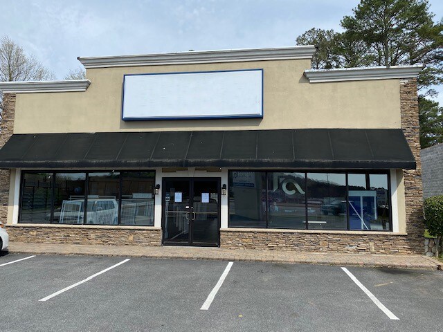 2214 Roswell Rd, Marietta, GA à louer - Photo de l’immeuble – Image 3 sur 5