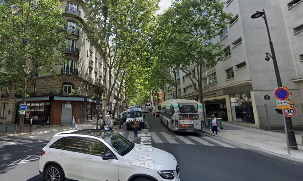 Local commercial dans Paris à louer - Photo de l’immeuble – Image 3 sur 3