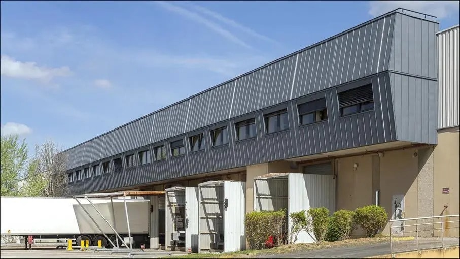 Industriel/Logistique dans Villejust à louer - Photo de l’immeuble – Image 3 sur 4