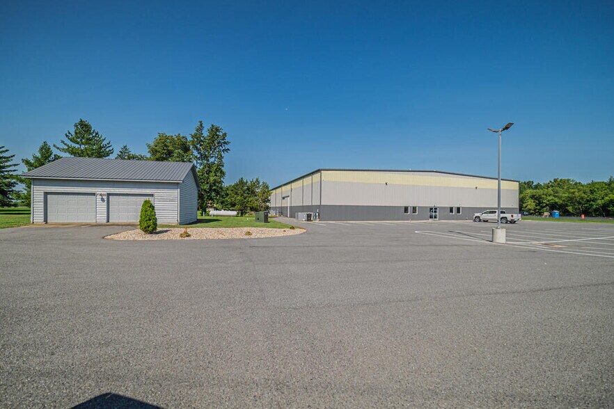 8705 Cairo Rd, West Paducah, KY à louer - Photo de l’immeuble – Image 3 sur 53