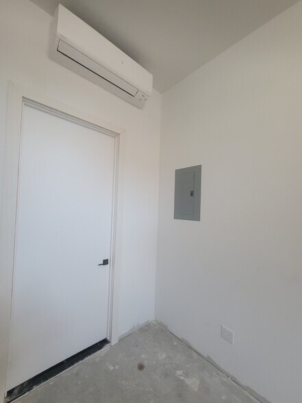 483 Willis Ave, Bronx, NY à louer - Photo intérieure – Image 3 sur 9