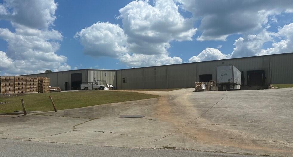 51 Probilt Dr, Wedowee, AL à vendre - Photo de l’immeuble – Image 3 sur 5