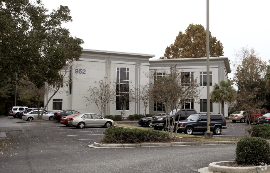 952 Houston Northcutt Blvd, Mount Pleasant, SC à vendre - Photo de l’immeuble – Image 3 sur 7