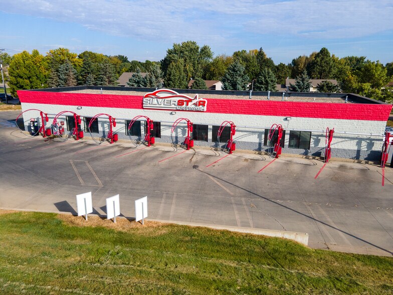 4916 S Marion Rd, Sioux Falls, SD à vendre - Photo de l’immeuble – Image 2 sur 6