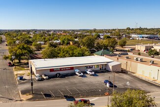Plus de détails pour 705 Bessemer Ave, Llano, TX - Local commercial à vendre