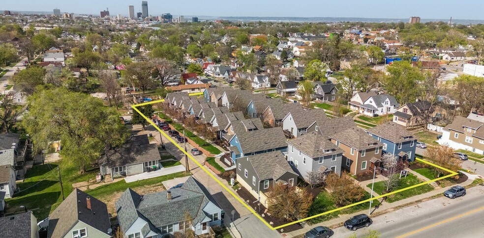 2108 Vinton St, Omaha, NE à vendre - Photo principale – Image 1 sur 4