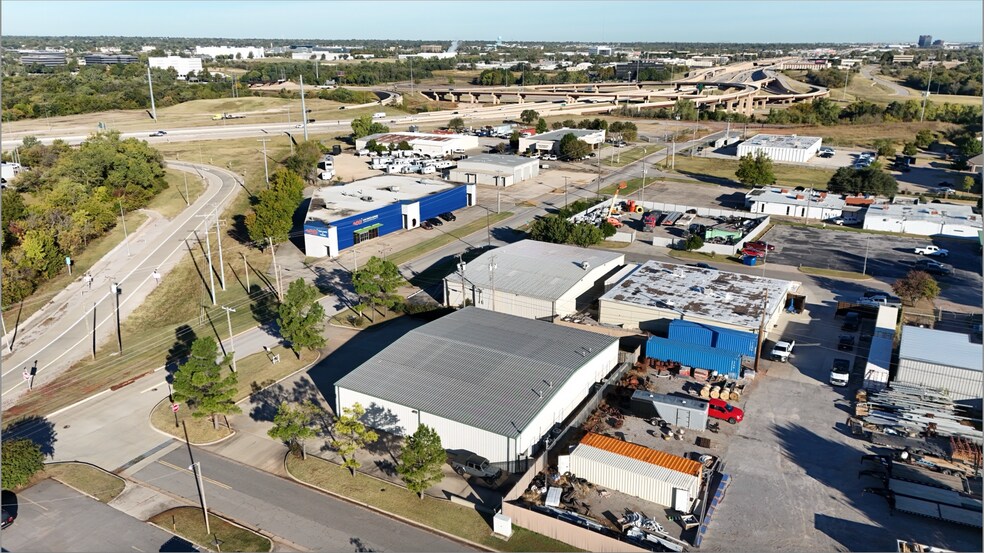 5200 N Santa Fe Ave, Oklahoma City, OK à louer - Photo de l’immeuble – Image 3 sur 12