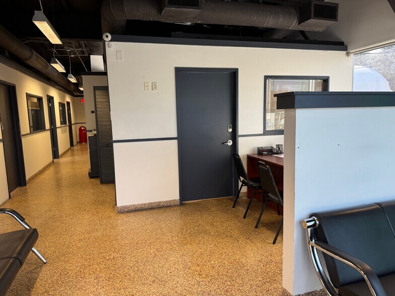 2980 W Oakland Park Blvd, Oakland Park, FL à vendre - Photo de l’immeuble – Image 2 sur 13