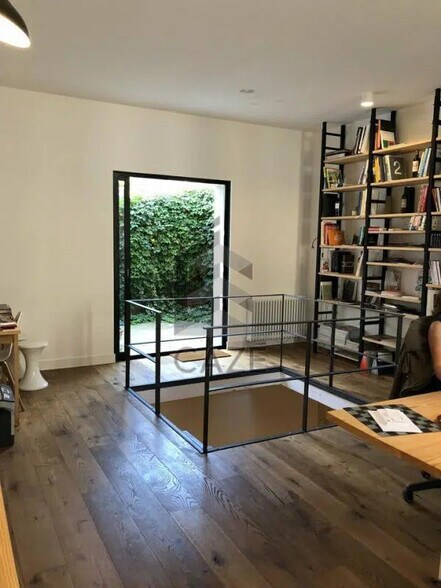 Bureau dans Bordeaux à louer - Photo intérieure – Image 2 sur 8