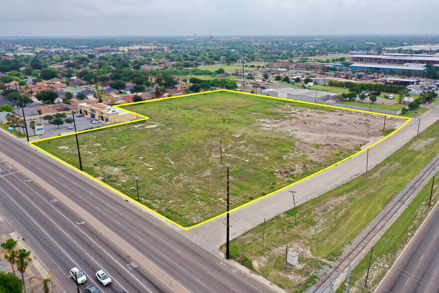 200 N Ware rd, McAllen, TX à vendre - Aérien – Image 2 sur 4
