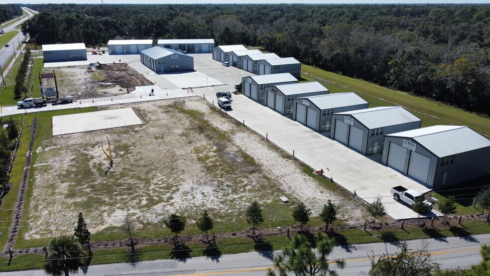790 N US Highway 1, Oak Hill, FL à louer - Photo de l’immeuble – Image 2 sur 5