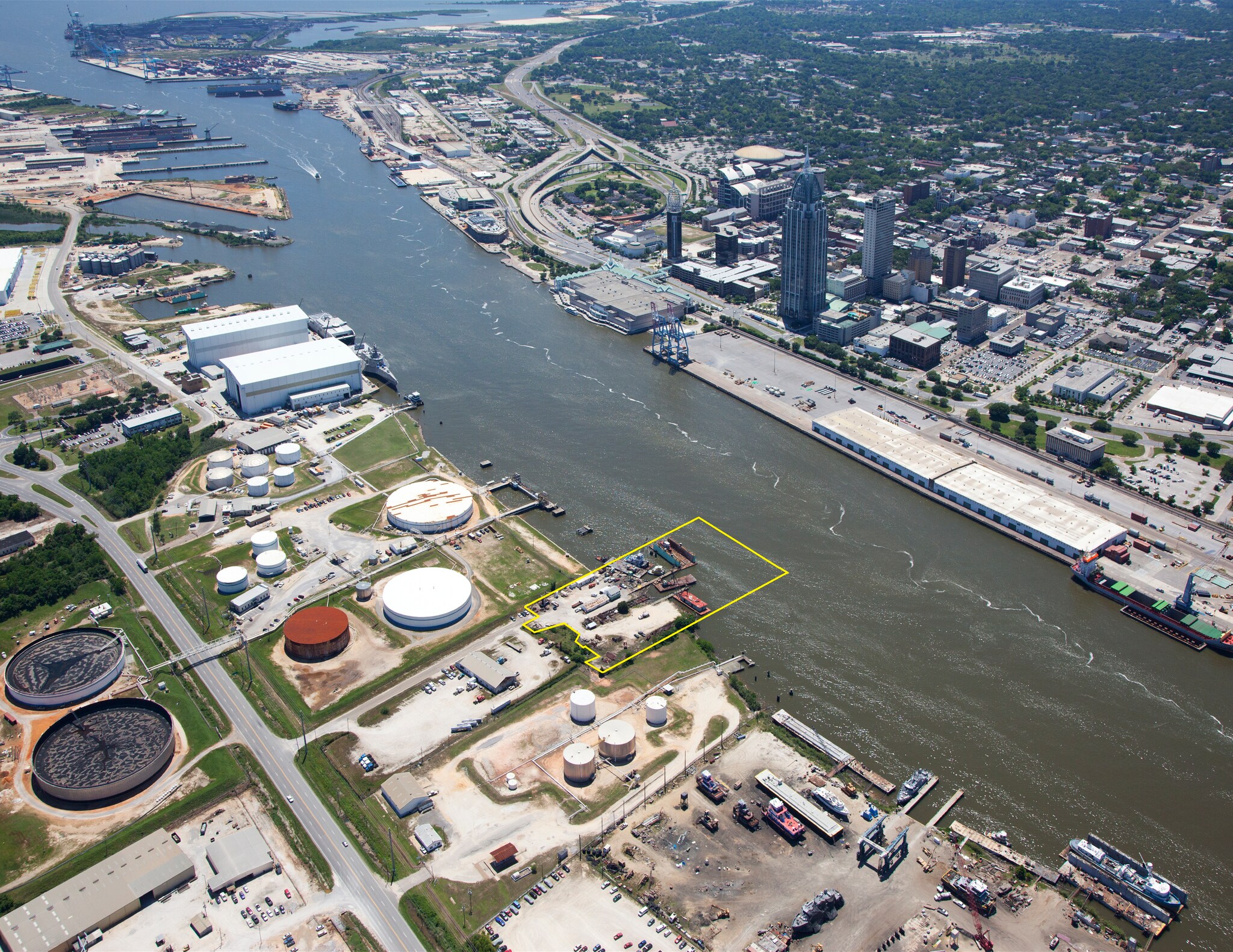 275A Cochran Bridge Rd., Mobile, AL à louer Aérien– Image 1 sur 7