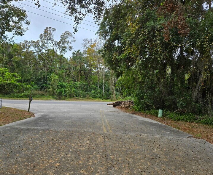 1150 Turnbull Bay Rd, New Smyrna Beach, FL à louer - Photo de l’immeuble – Image 2 sur 16