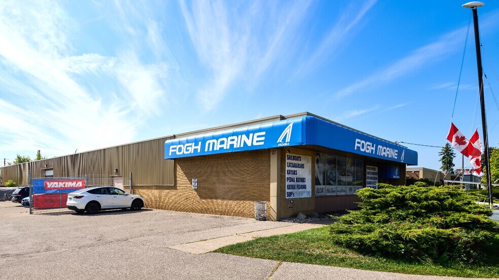 901 Oxford St, Toronto, ON à louer - Photo de l’immeuble – Image 3 sur 4