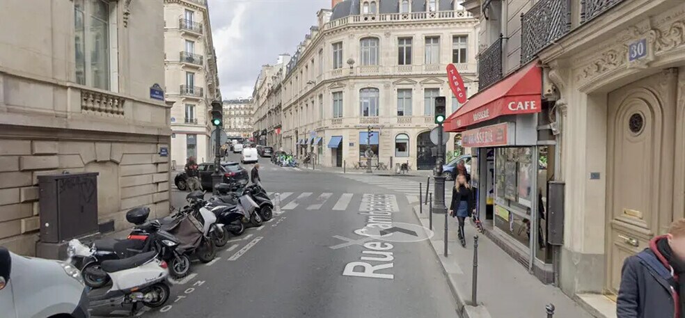 Local commercial dans Paris à louer - Photo de l’immeuble – Image 2 sur 5