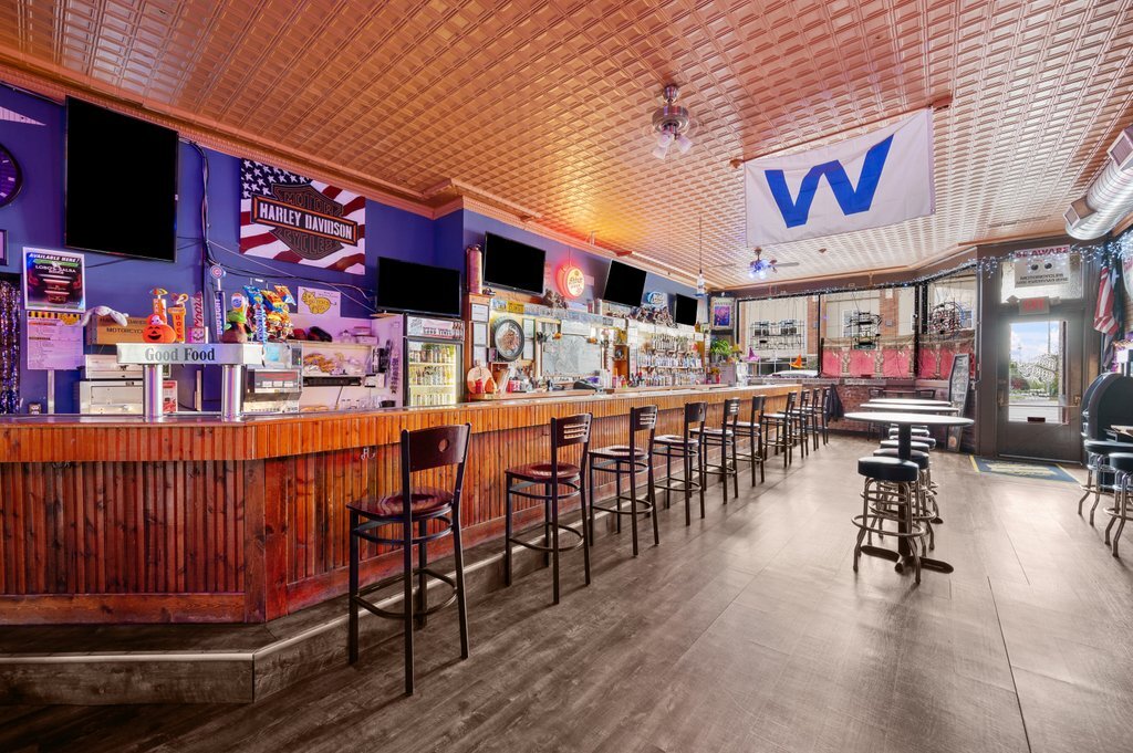 1708 State St, Bettendorf, IA à vendre Photo principale– Image 1 sur 13