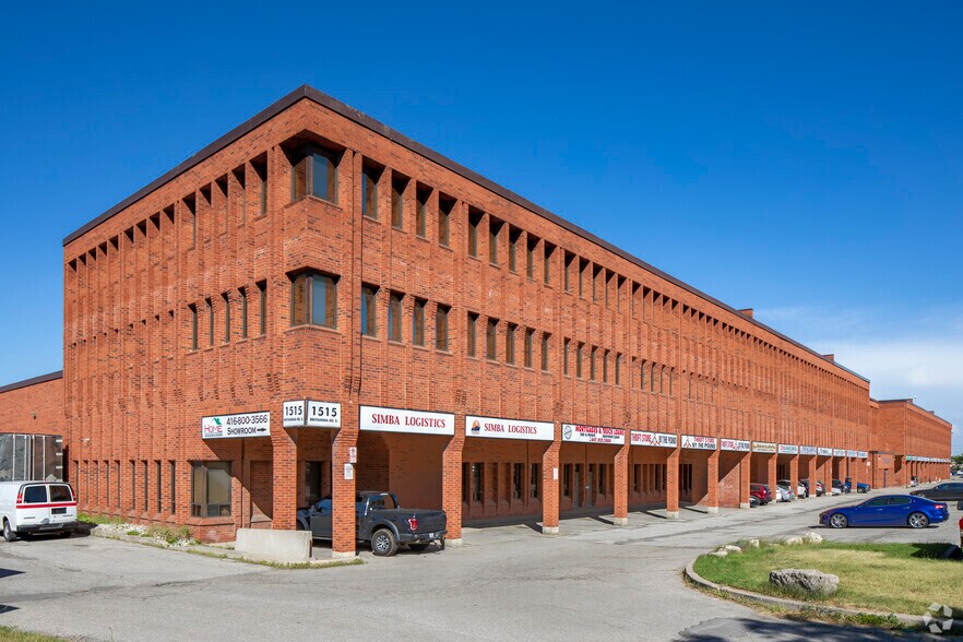 1515 Britannia Rd E, Mississauga, ON à louer - Photo principale – Image 1 sur 3