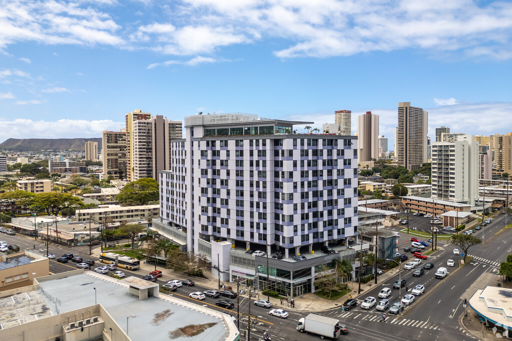 2615 S King St, Honolulu, HI à louer Photo de l’immeuble– Image 1 sur 5