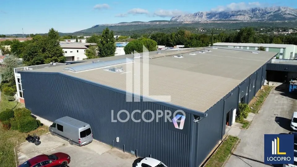 Local d’activités dans Peynier à louer - Photo de l’immeuble – Image 1 sur 6