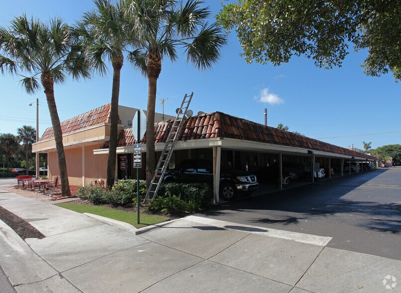 831-897 E Palmetto Park Rd, Boca Raton, FL à louer - Photo de l’immeuble – Image 3 sur 4
