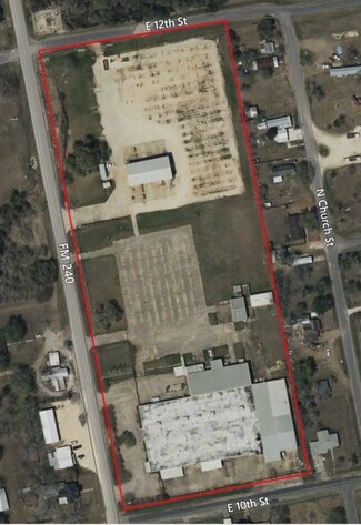 Plus de détails pour 714 Riedel St, Yorktown, TX - Local d’activités à vendre